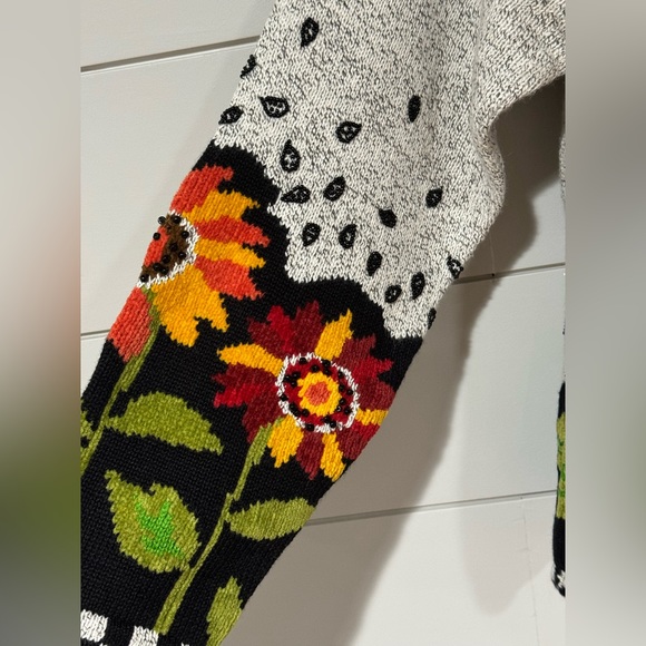 NEW Design Options by Philip and Jane Gordon Sunflower Field Cardigan Size M - Picture 4 of 11